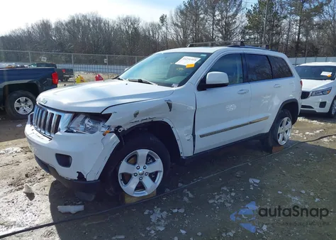 2013 Jeep Grand Cherokee Laredo z USA, uszkodzony, nr VIN 1C4RJFAG0DC631726